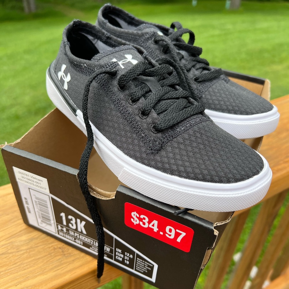 Youth Under Armour shoes